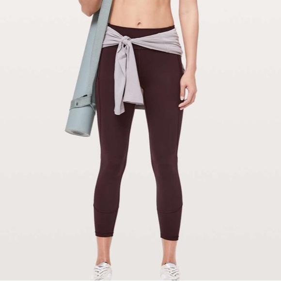 Lululemon In Movement 7/8 Tight *Everlux 25" - Picture 3 of 12